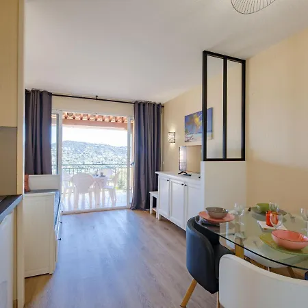 דירה Le Hameau Des Issambres-6 By Interhome לס איסאמברה